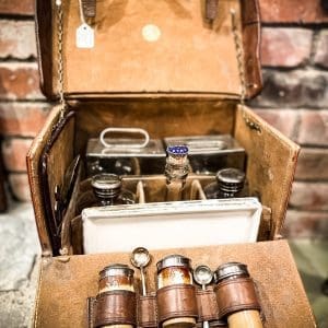 Edwardian Trunk Picnic Set