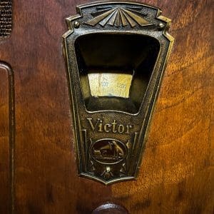 1920s Victor Tombstone Top Radio